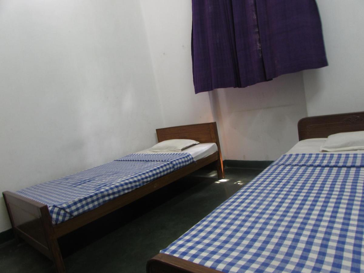 Ywca Gallway Guest House Kalkutta Kültér fotó