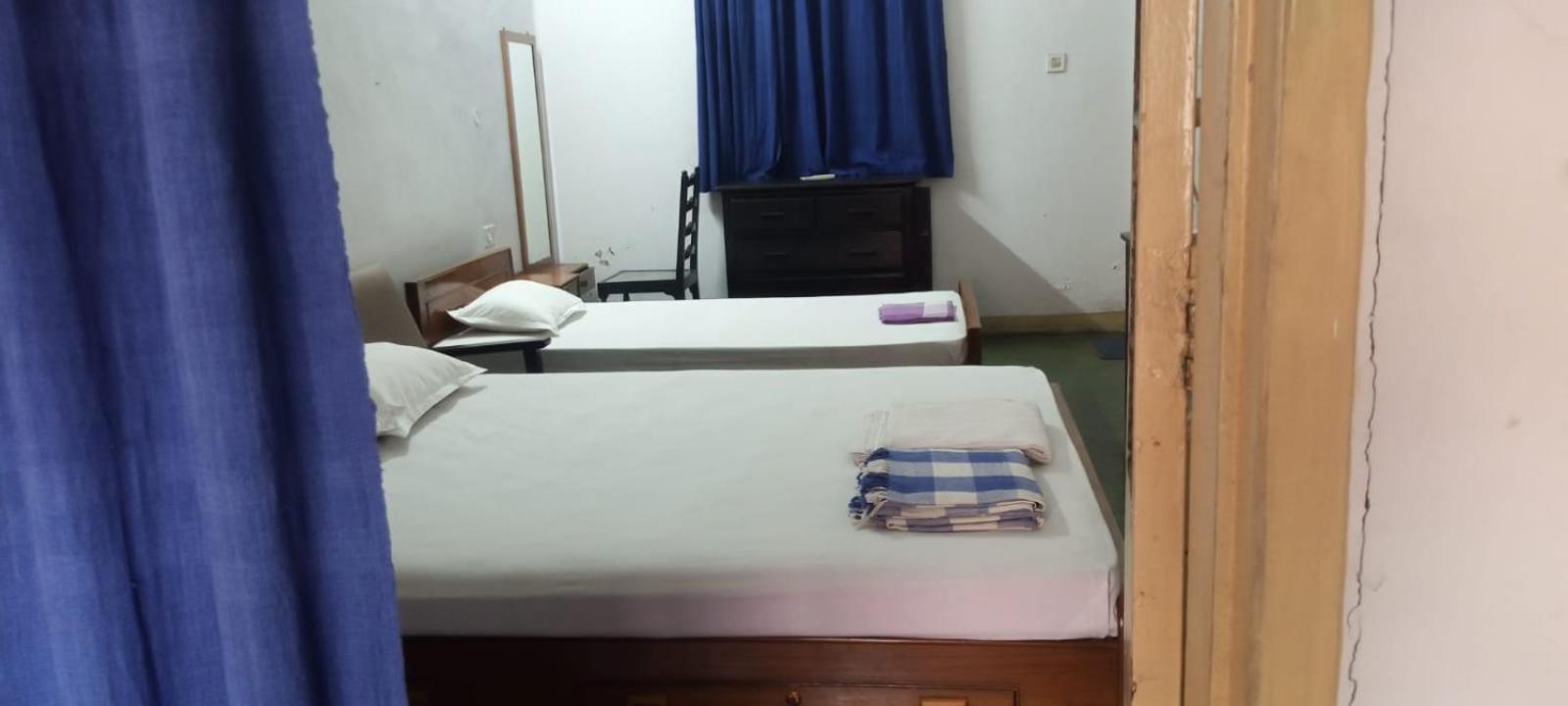 Ywca Gallway Guest House Kalkutta Kültér fotó