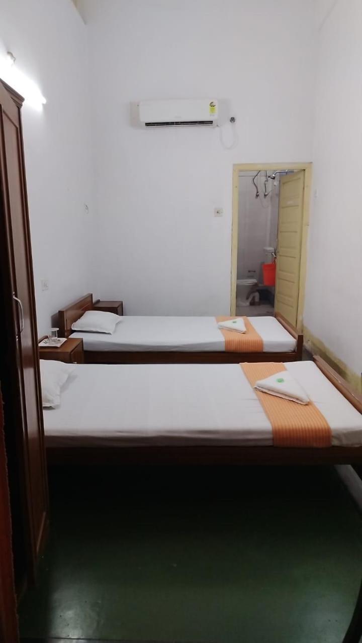 Ywca Gallway Guest House Kalkutta Kültér fotó