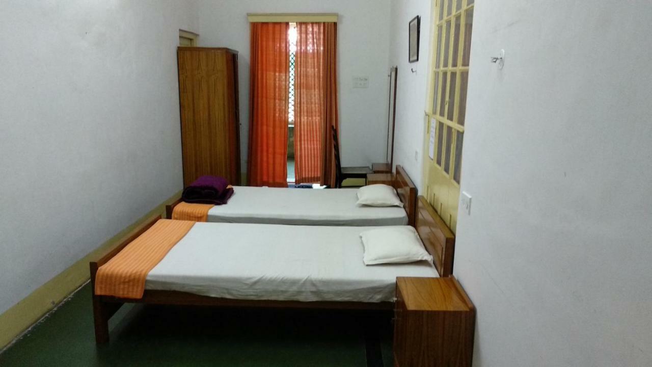 Ywca Gallway Guest House Kalkutta Kültér fotó